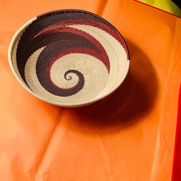 Woven basket, table decor, bowl, basket art, holiday, design, swirl pattern